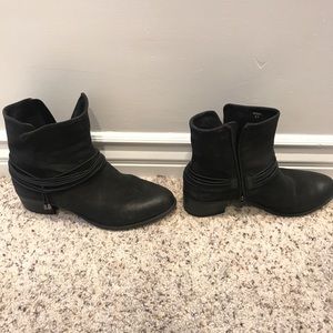 Steve Madden Tessa boots!
